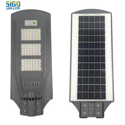 Iluminação pública solar multifuncional IP65 com sensor de movimento